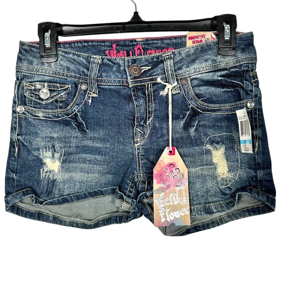 Wallflower Best Fitting Distressed Jean Shorts Size 5 Regular